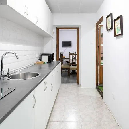 Apartment Oasis Contemporaneo En El Corazon De *